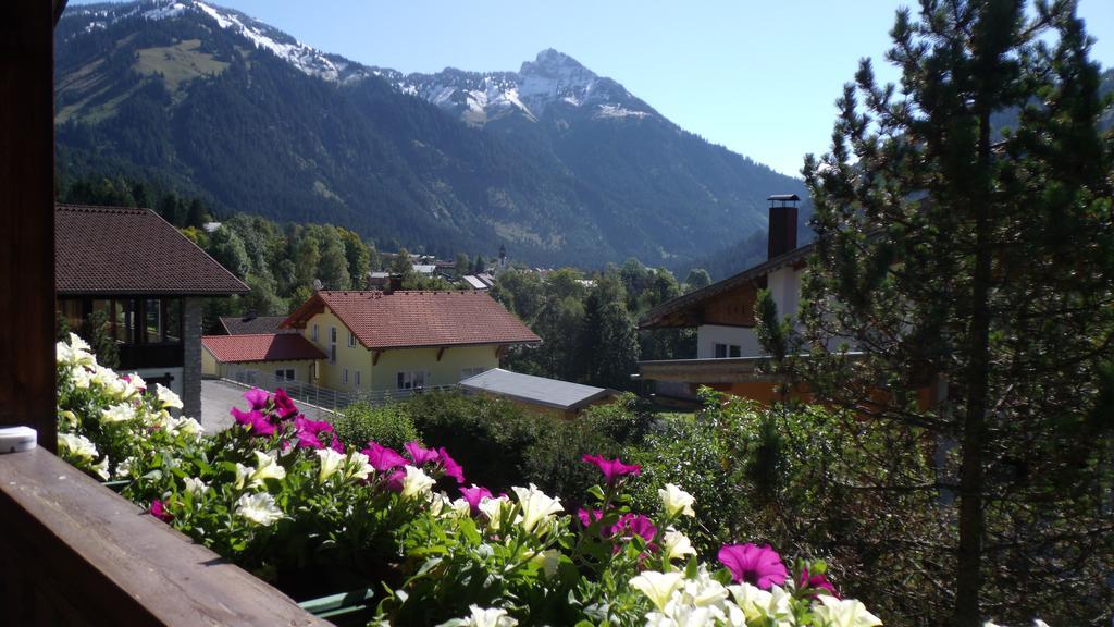 Landhaus Krinnenspitze Nesselwängle Exterior foto